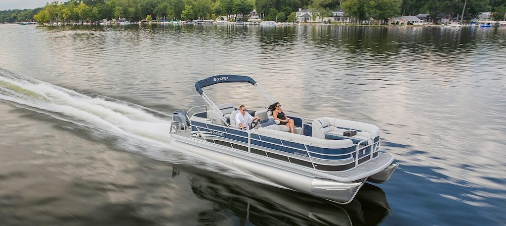 Pontoon Boats Vs Deck Boats