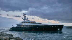 Pn74eclsrysgguprbygk Kiss Super Yacht Feadship 46 Metres 2015 Launch Side View